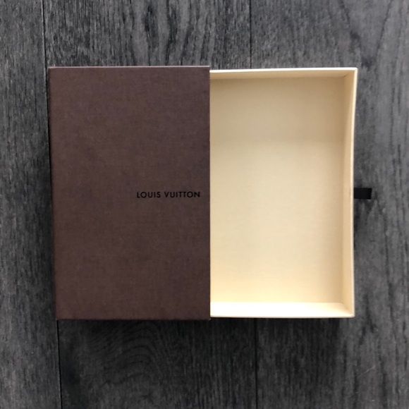 Louis Vuitton Authentic box - Picture 2 of 6